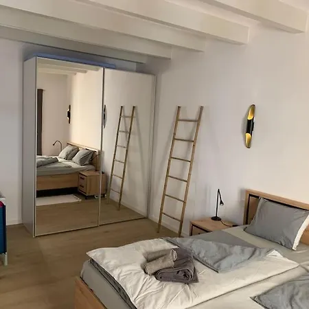 Casa Suliar Mit Gemeinschaftspool Und Panoramahafenblick *